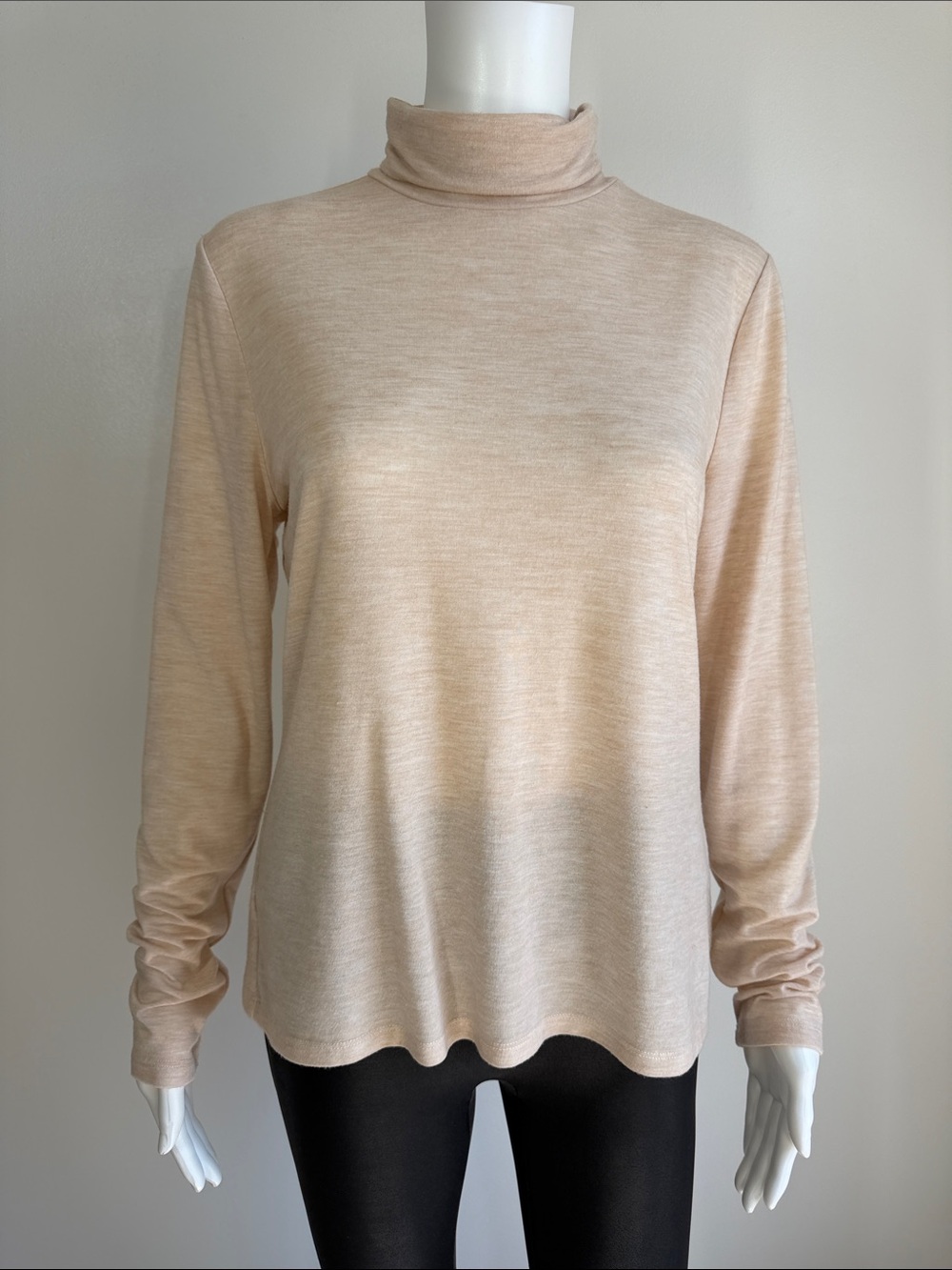 Ann Taylor Lightweight Turtleneck Knit Top - Size L